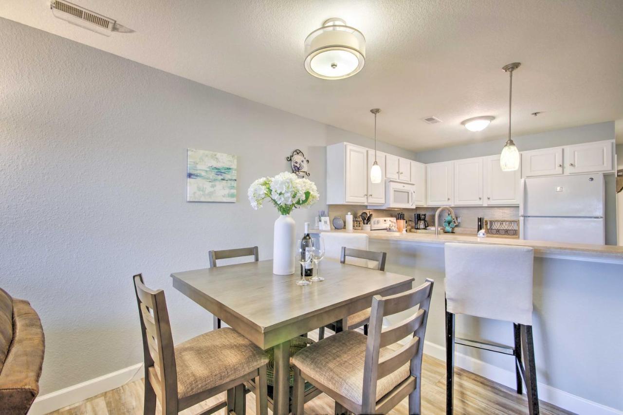 Sleek Lake Ozark Gem With Views And Pool Access! Екстер'єр фото