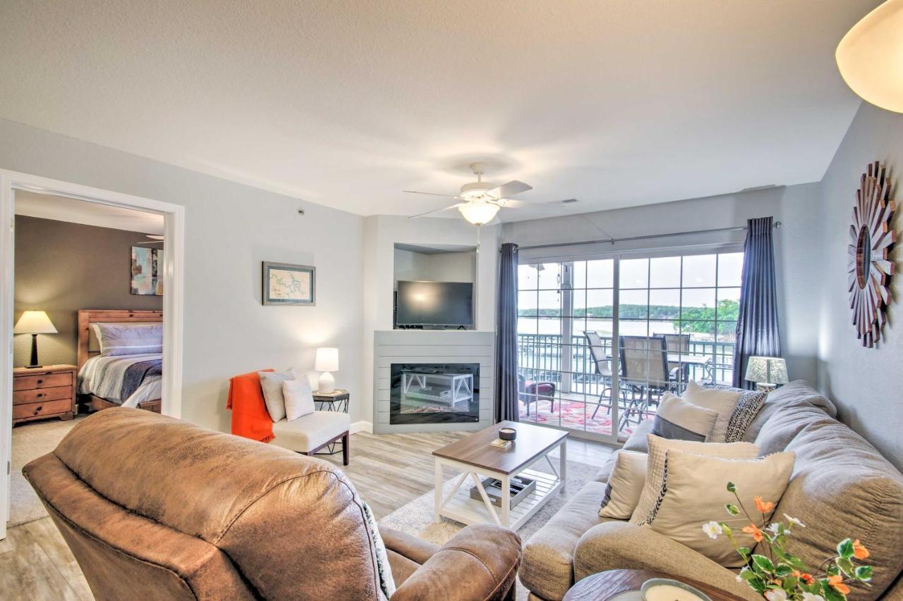 Sleek Lake Ozark Gem With Views And Pool Access! Екстер'єр фото