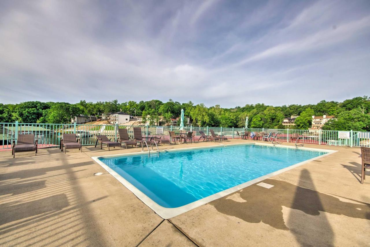 Sleek Lake Ozark Gem With Views And Pool Access! Екстер'єр фото